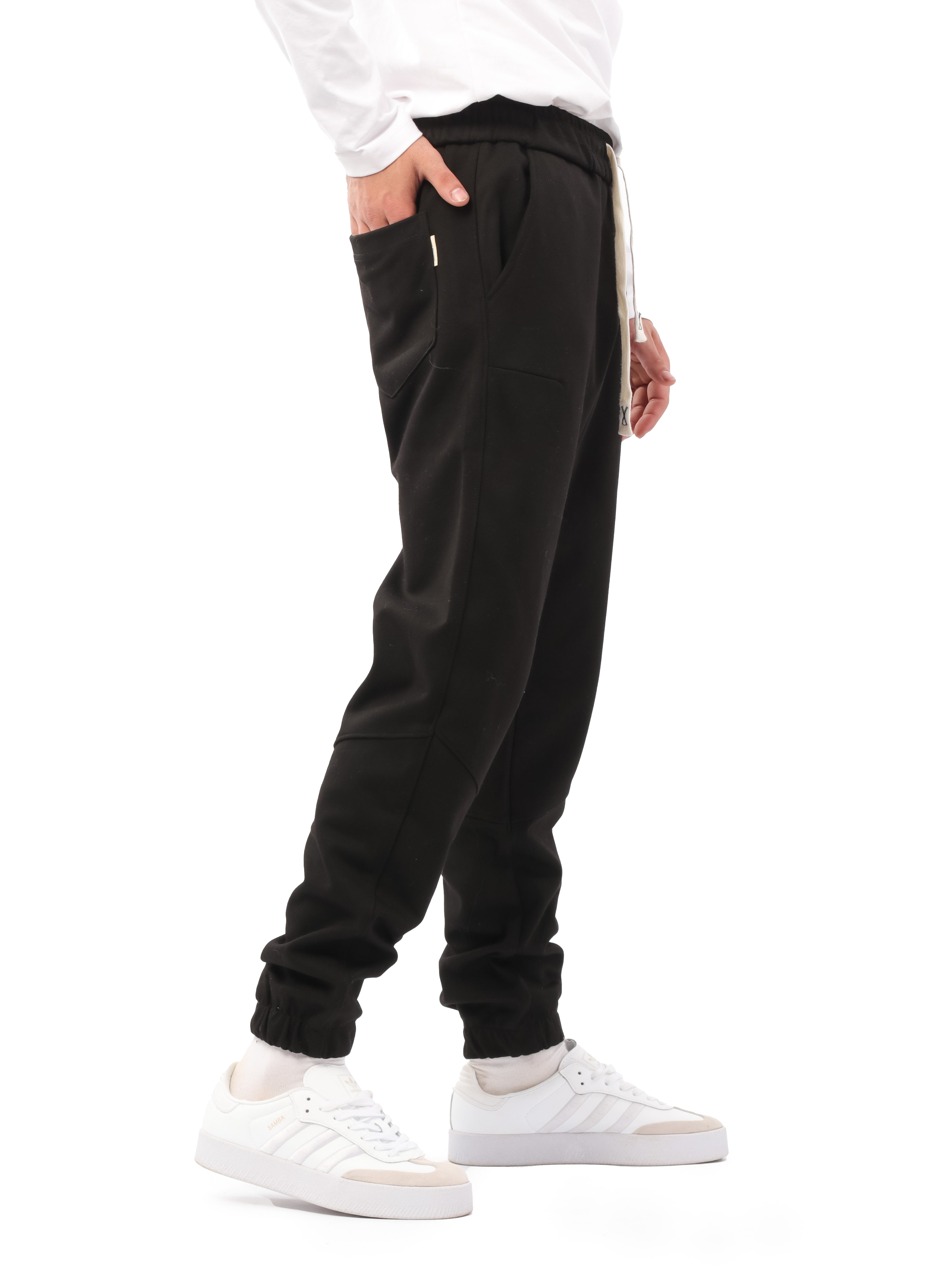 سويت بانت برلين - AKBRE