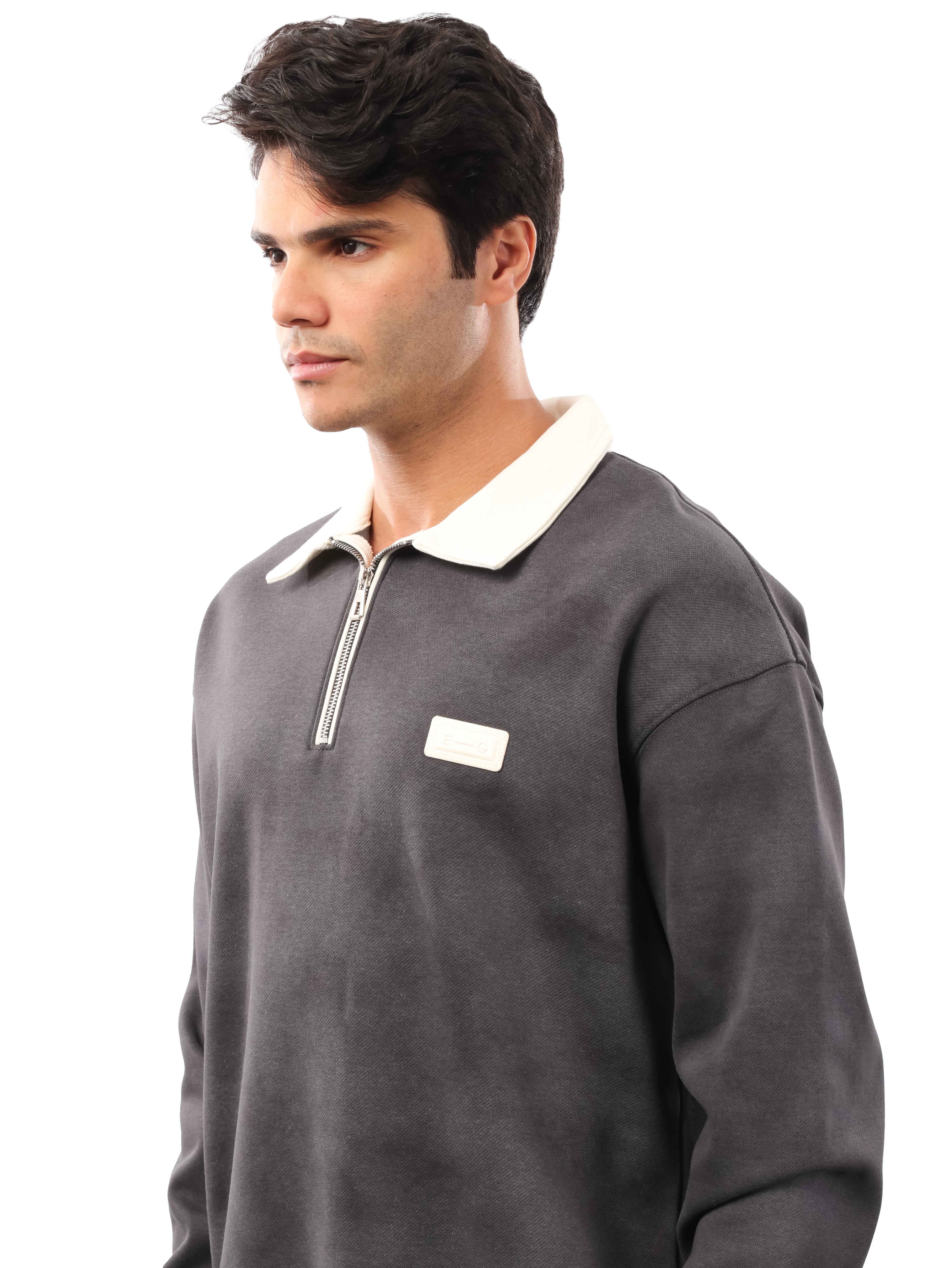 سويت شيرت مموه بياقة - eg