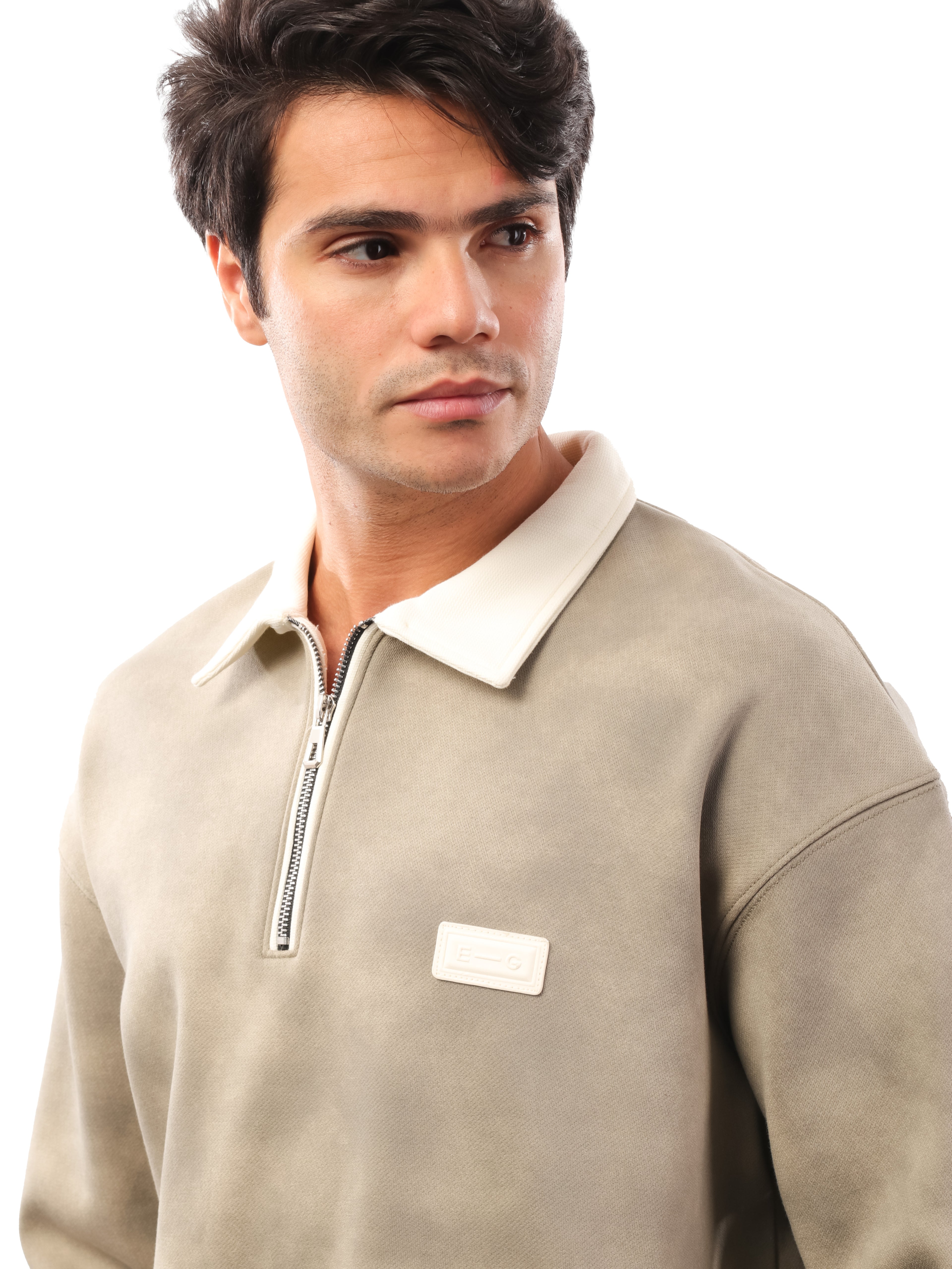 سويت شيرت مموه بياقة - eg