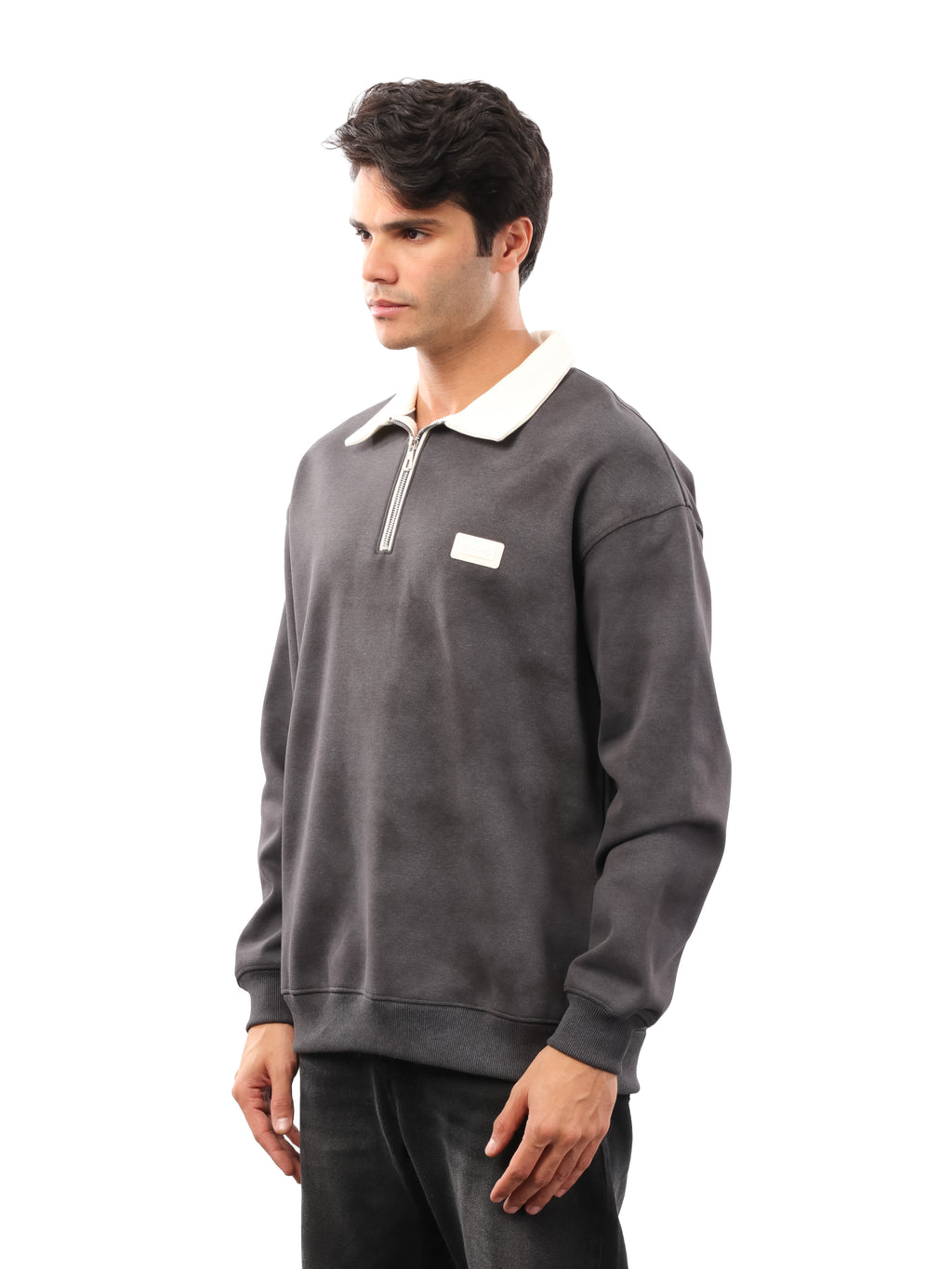 سويت شيرت مموه بياقة - eg