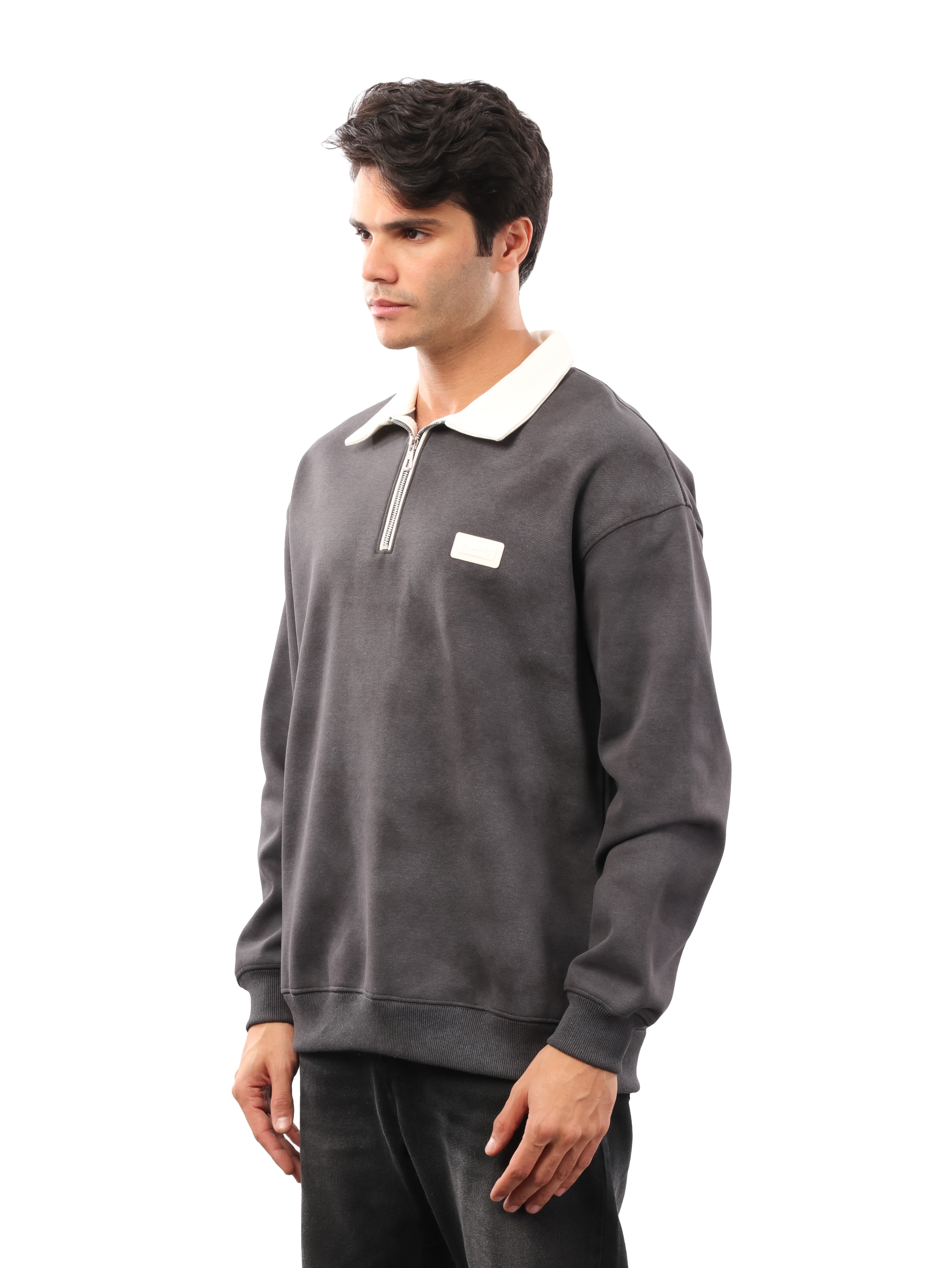 سويت شيرت مموه بياقة - eg