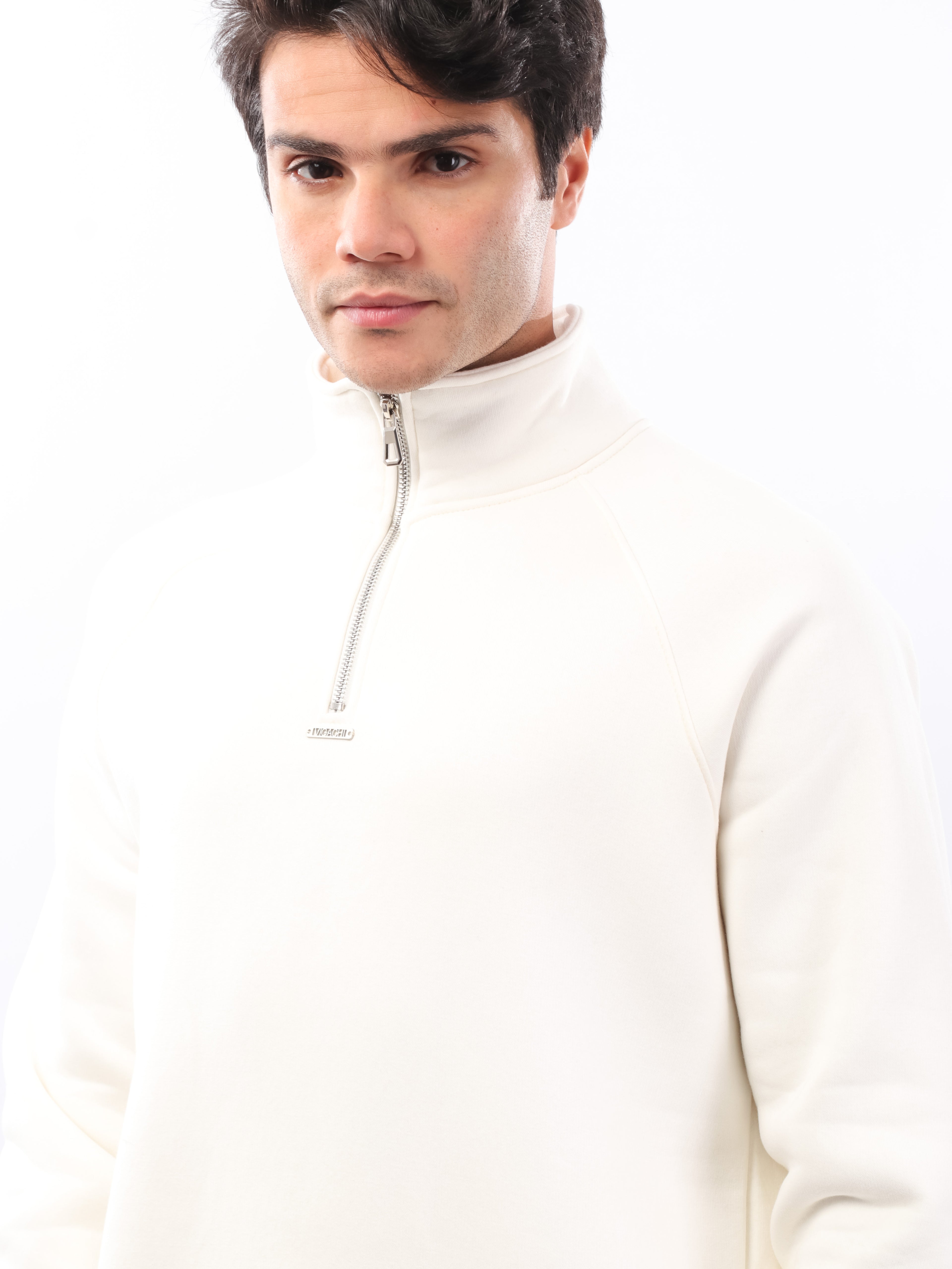 سويت شيرت ياقة سادة