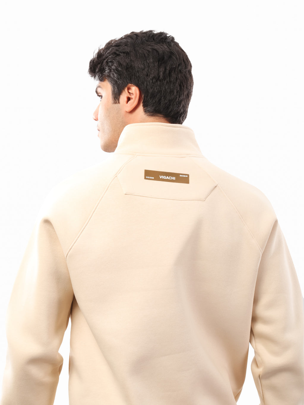 سويت شيرت ياقة سادة