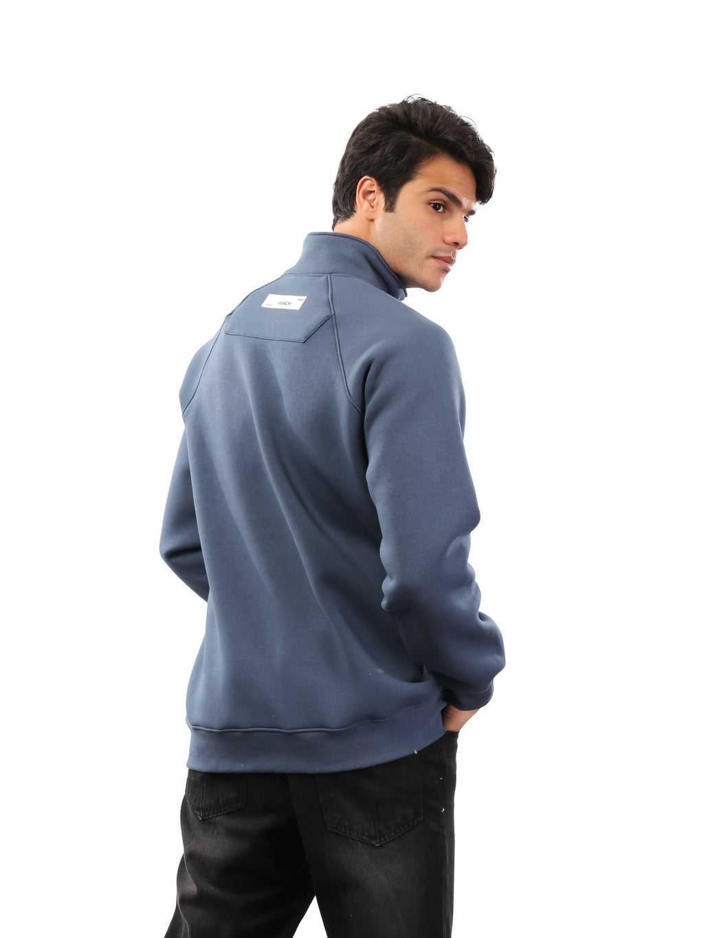 سويت شيرت ياقة سادة