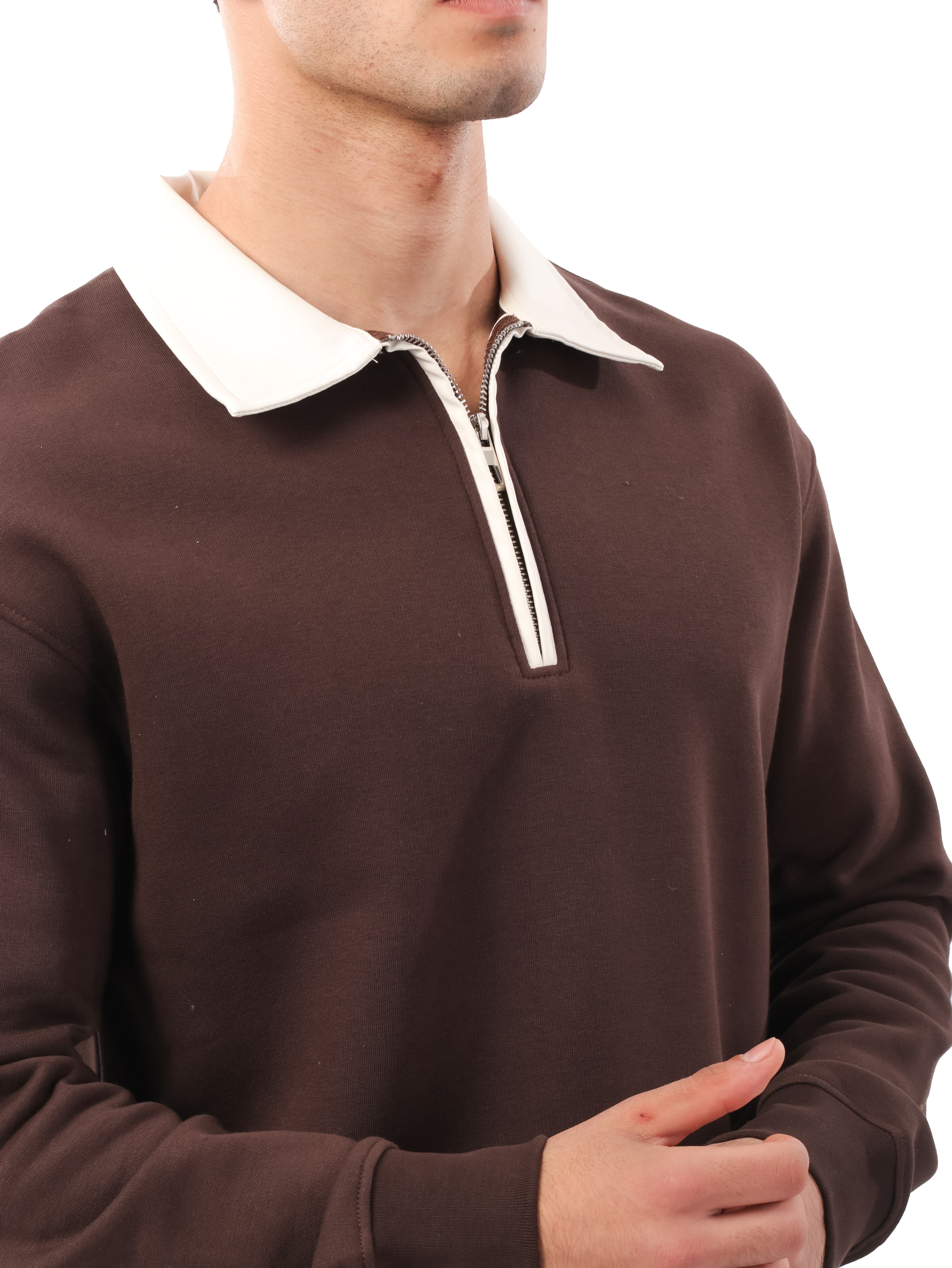 سويت شيرت سادة بياقة