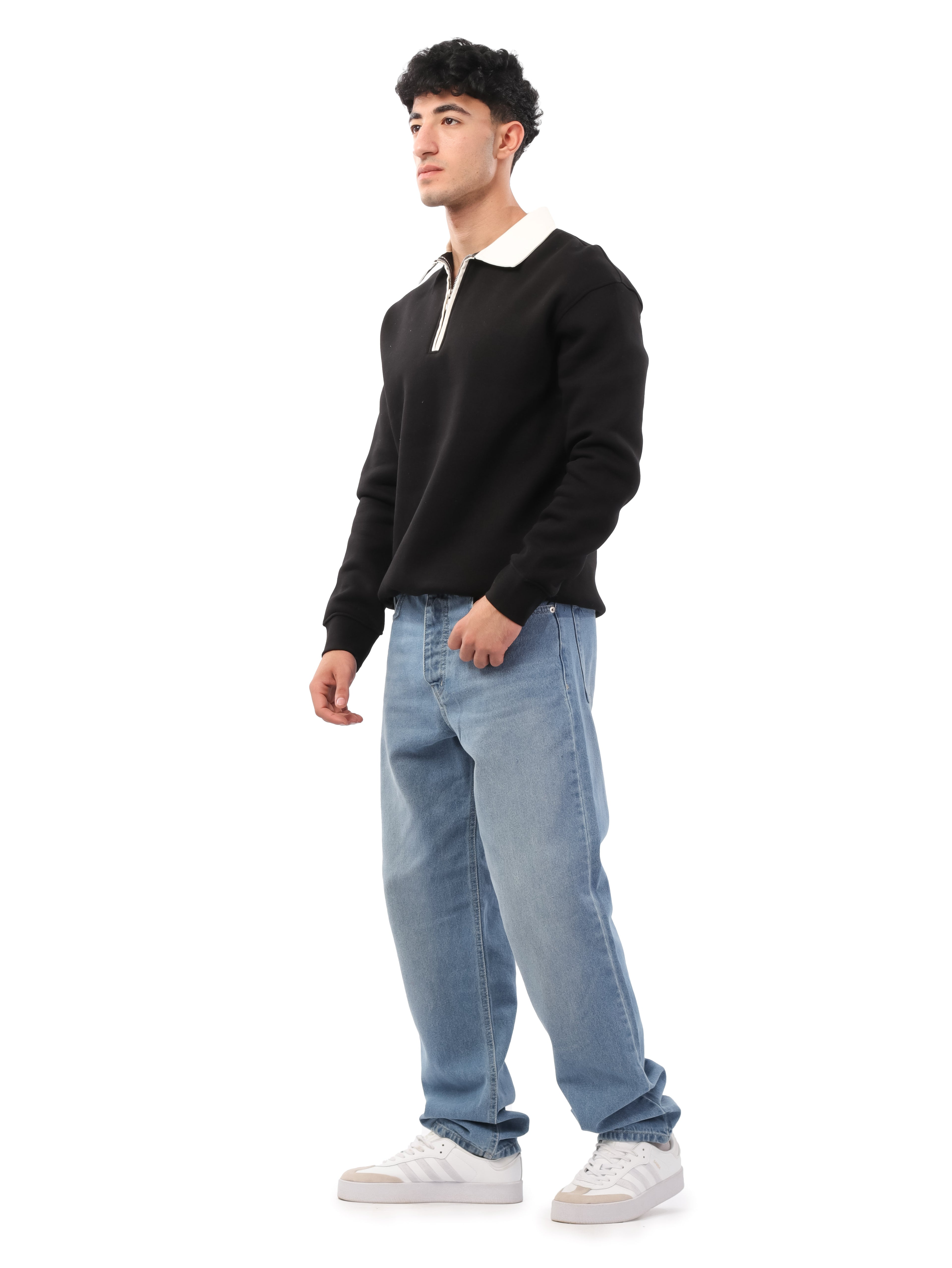 سويت شيرت سادة بياقة