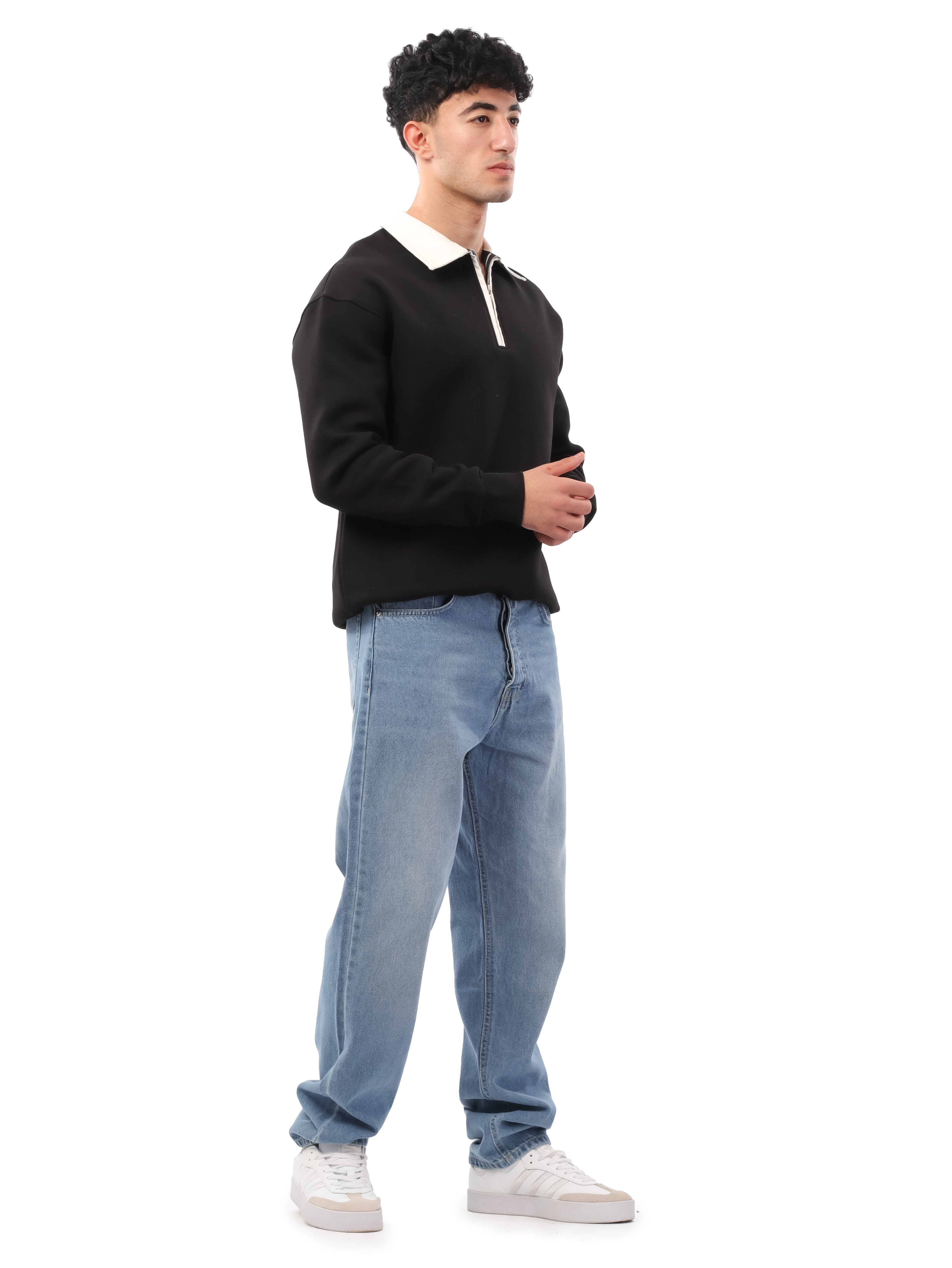 سويت شيرت سادة بياقة