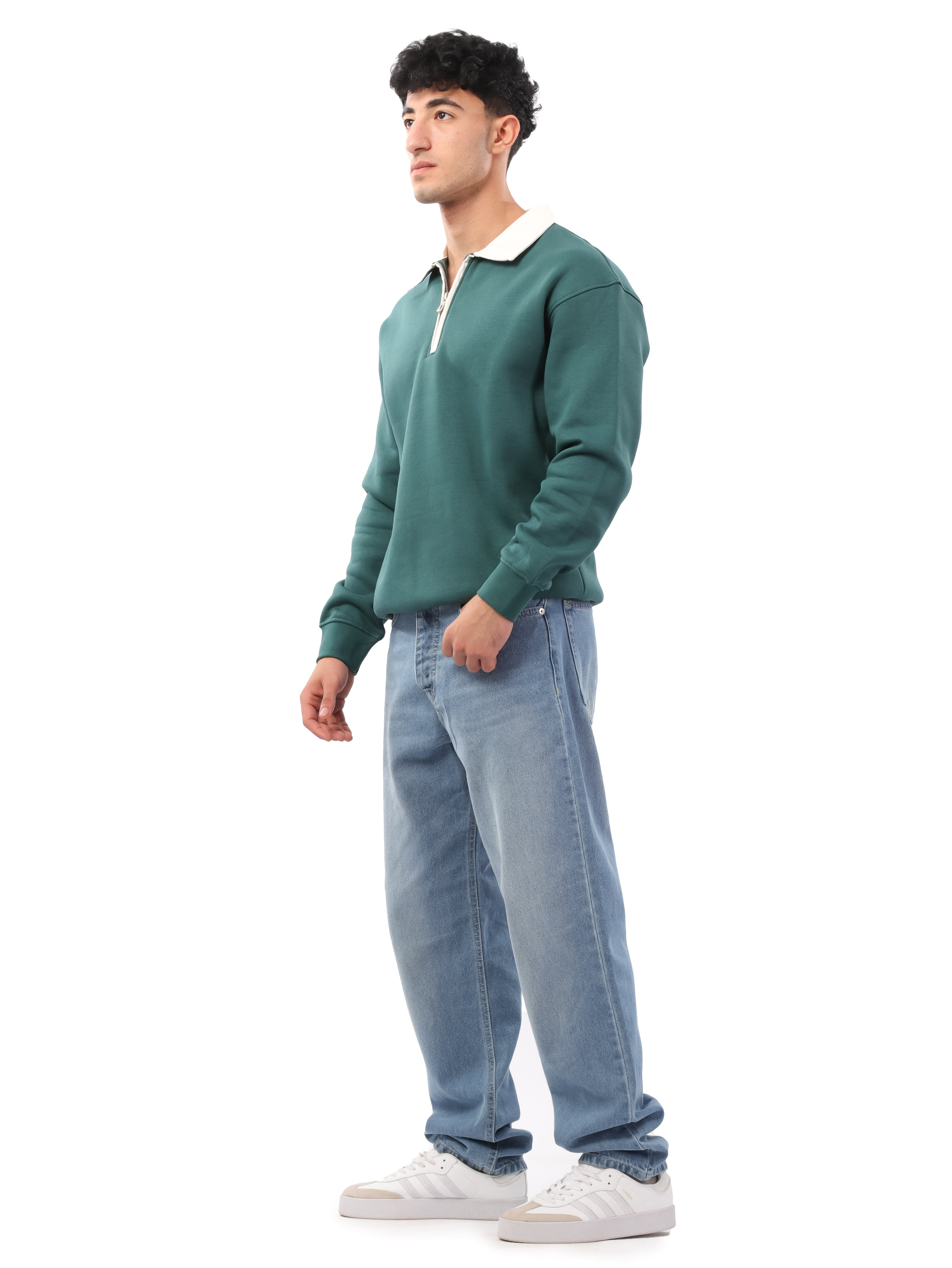 سويت شيرت سادة بياقة