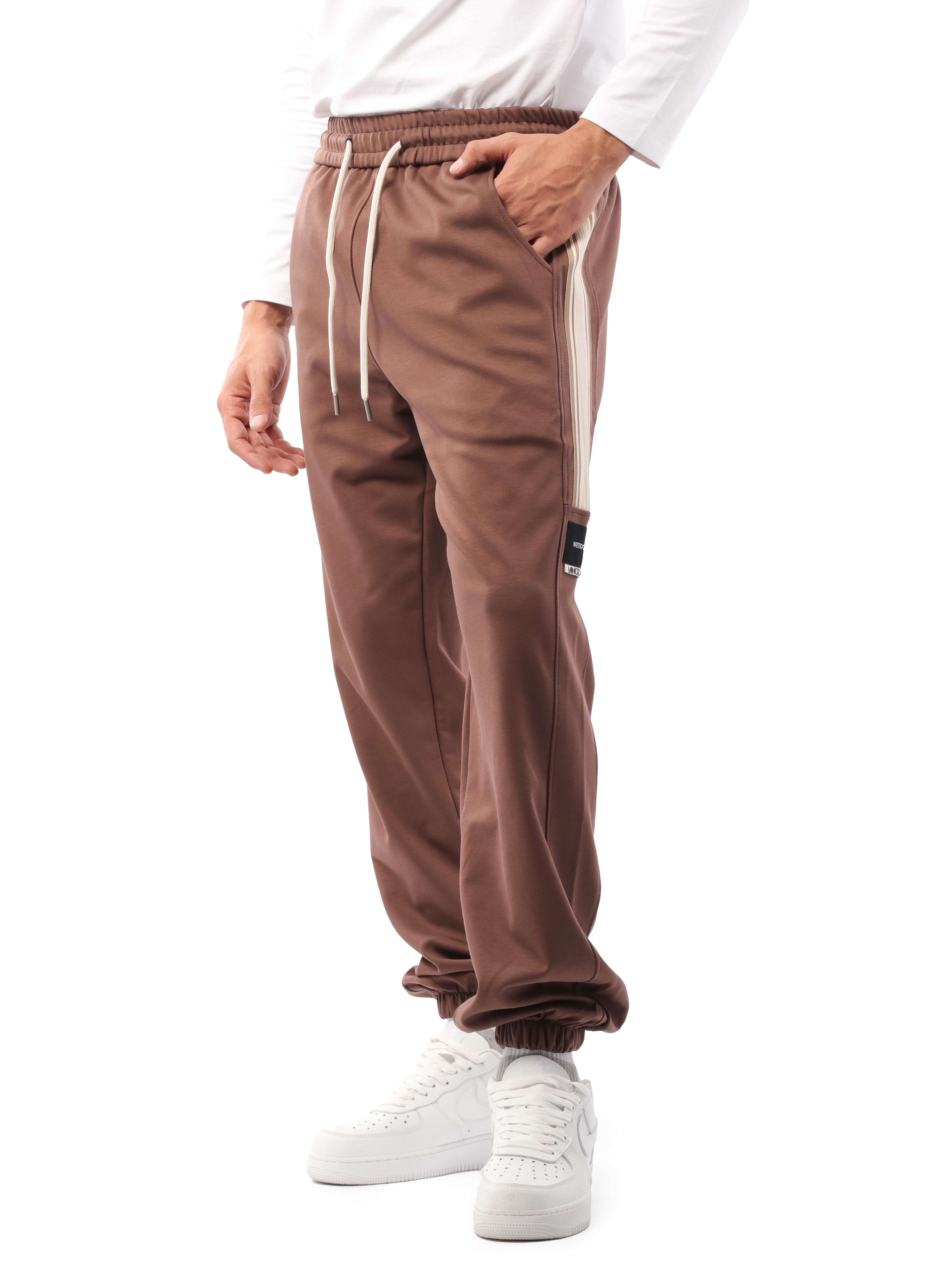 سويت بانت - ليجين