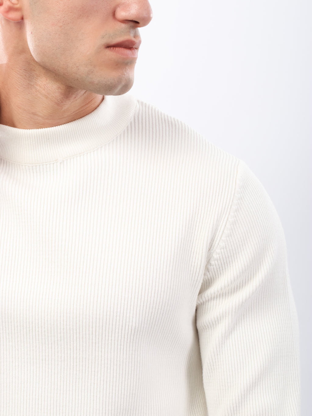 تريكو راوند - تطريز