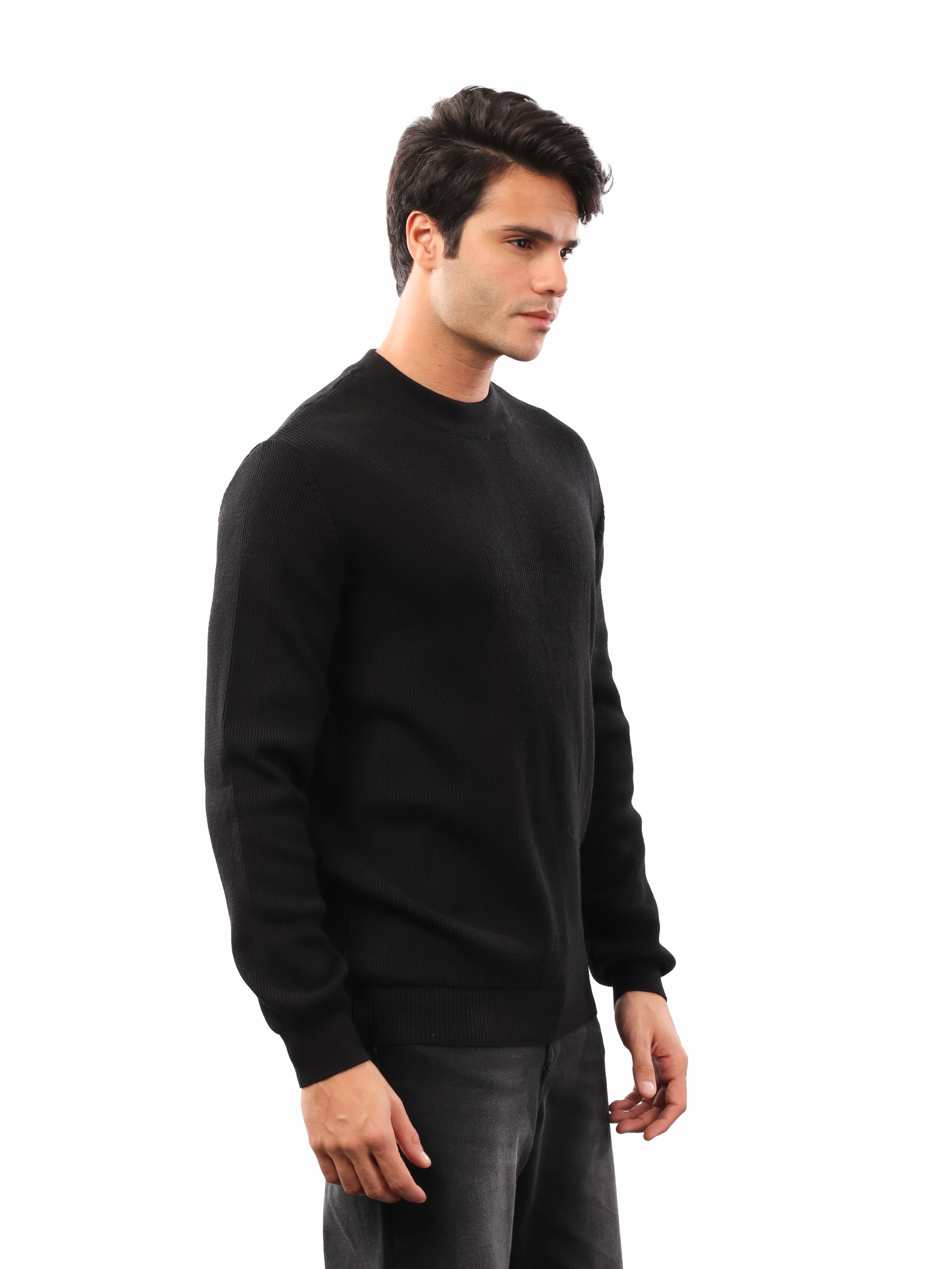 تريكو راوند - تطريز