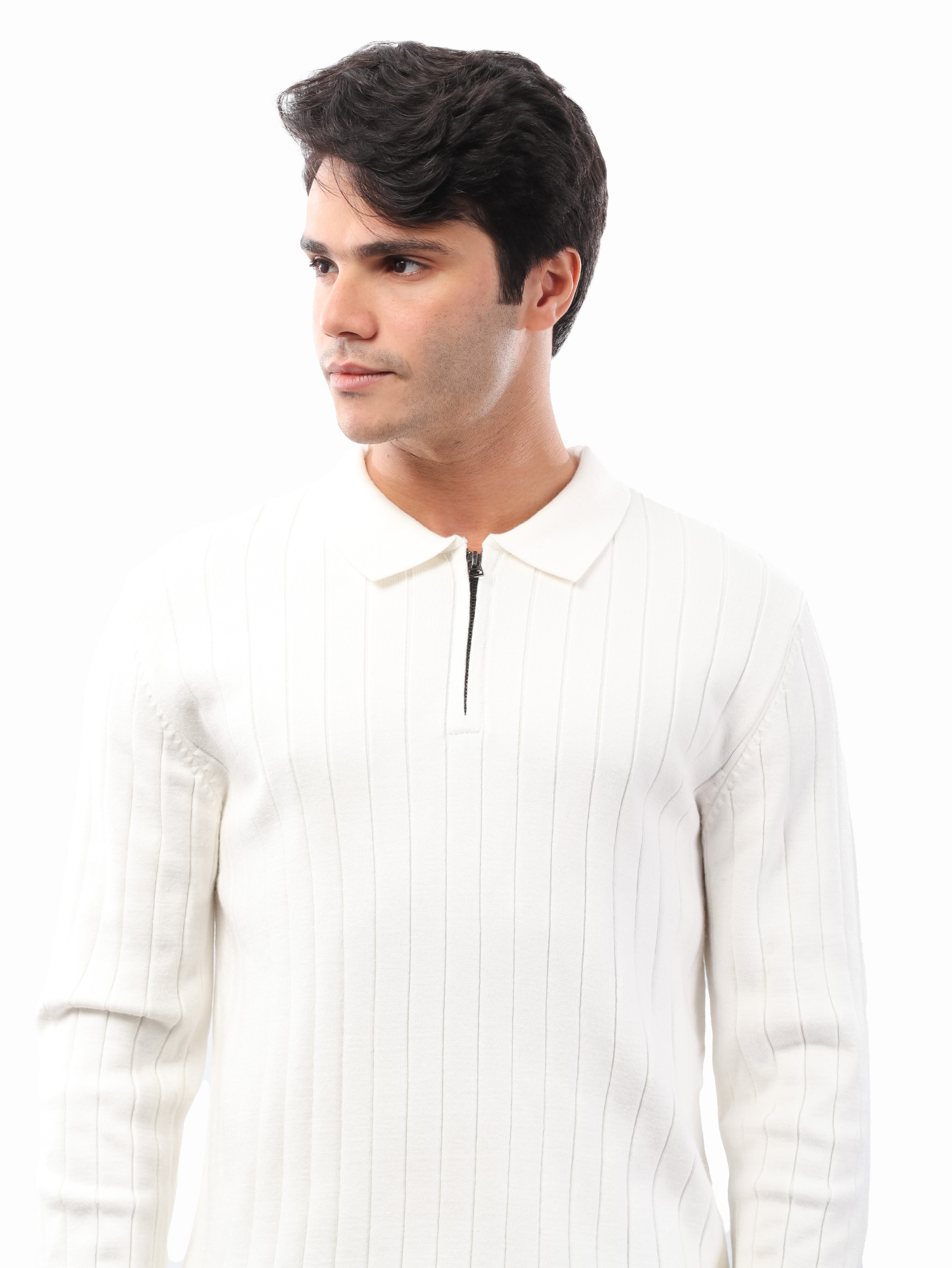 تريكو سادة بياقة