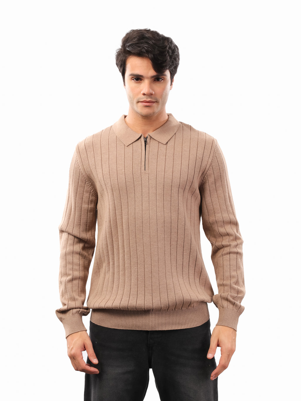 تريكو سادة بياقة