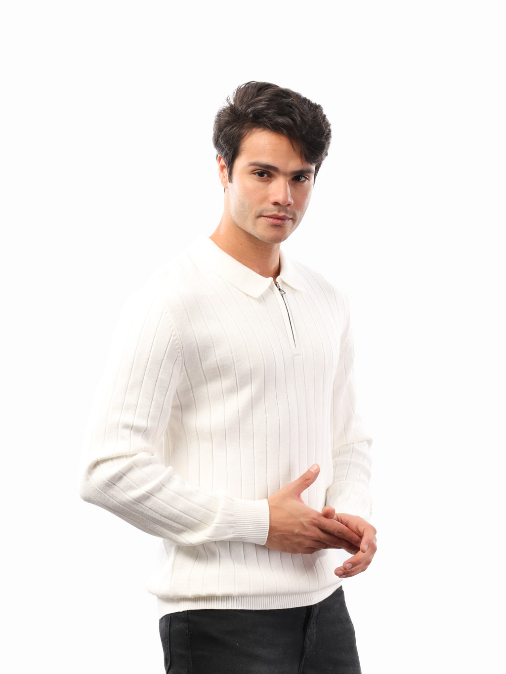 تريكو سادة بياقة